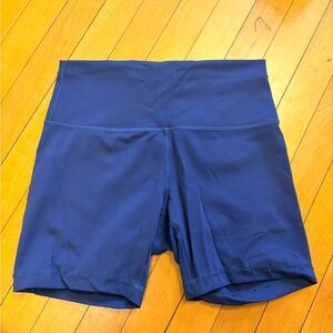 Lululemon wunder train HR 6”